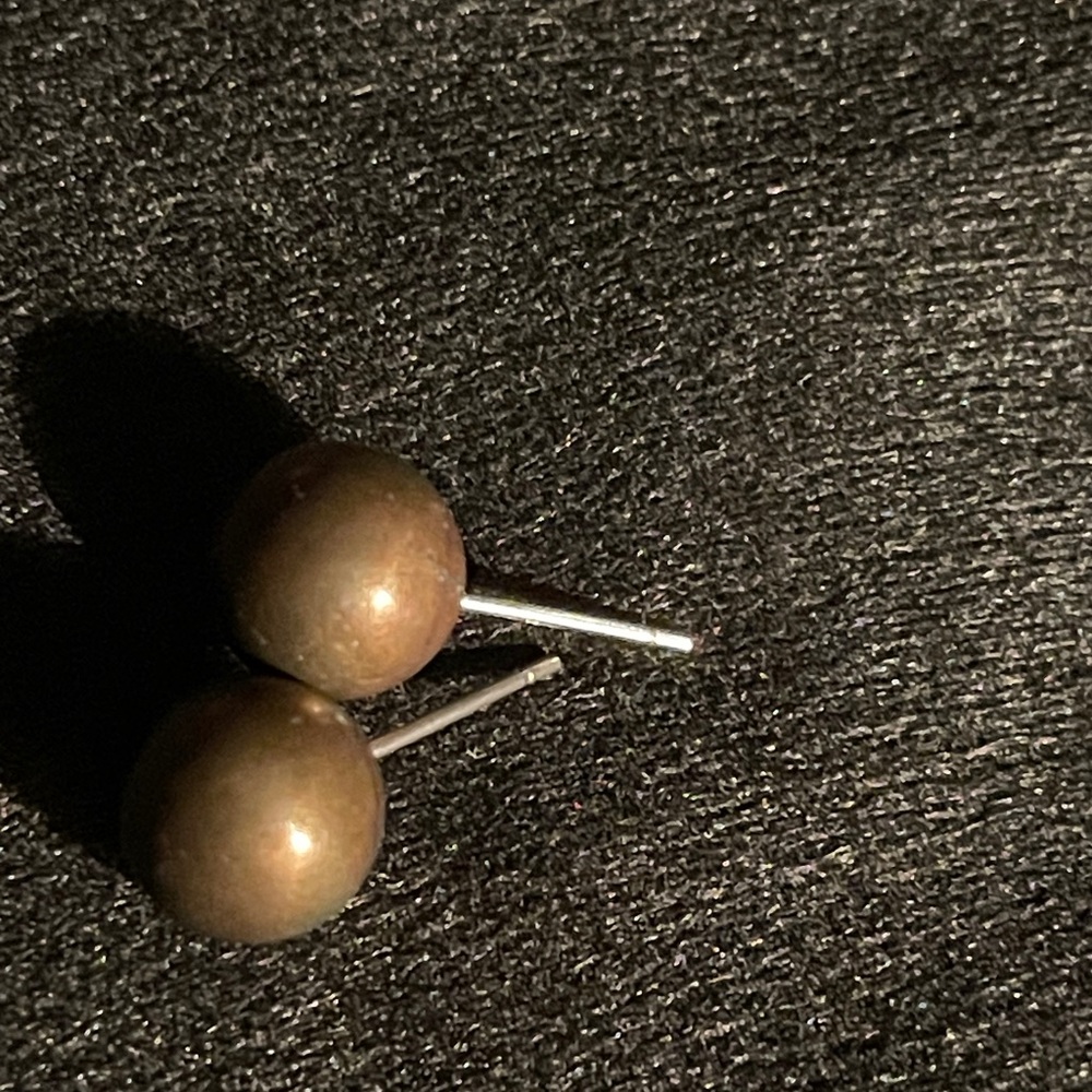 Vintage silver Stud Earrings. Unmarked-but unsure if silver